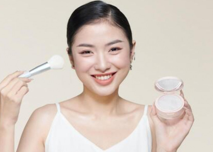 4 Bedak yang Murah dan Bagus di Wajah Berflek Hitam, Bikin Glowing Seharian