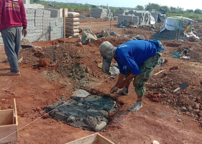 Kokam Kabupaten Pekalongan Kerahkan Personil Ikut Bantu Pembangunan Rumah Korban Rob