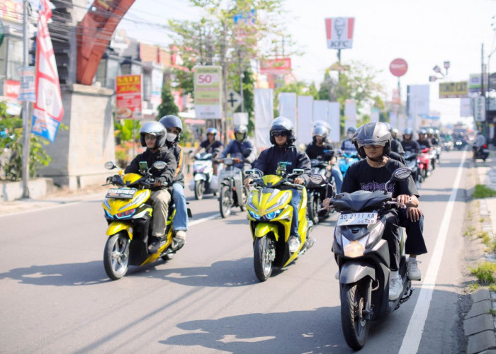 Kompak! 330 Bikers Vario Solo Mengikuti Sunmori & Vario Night Ride