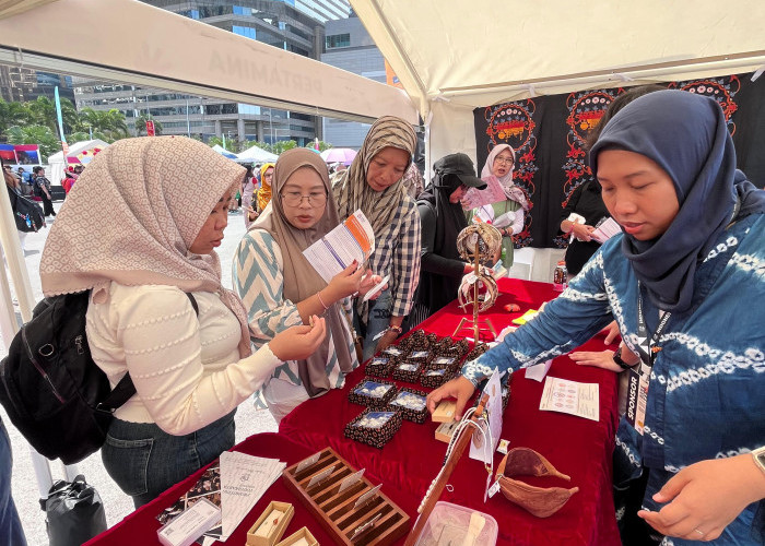 Keren! Produk Mitra Binaan Pertamina Hadir di Indonesia Week Hong Kong 2024