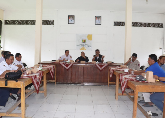 Wakil Ketua DPRD Kabupaten Pekalongan Sumar Rosul Tekankan Kolaborasi Lintas Instansi Tangani Banjir di Tirto