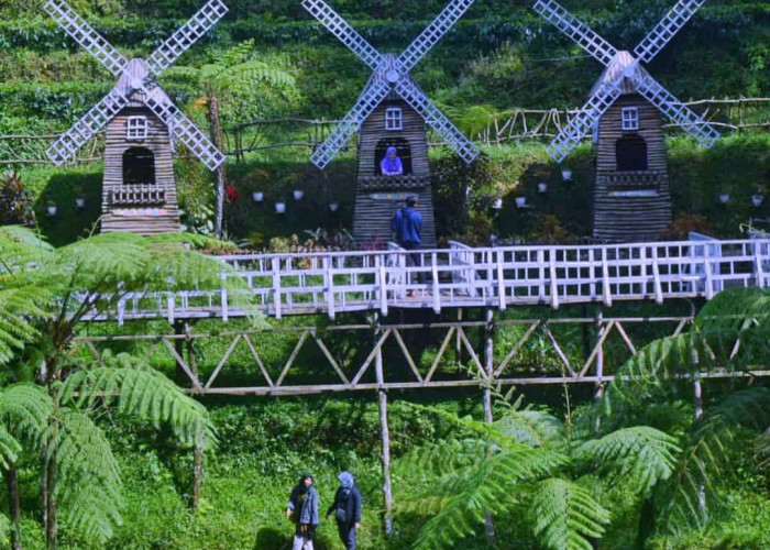 Kunjungan Wisata Batang Saat Lebaran Menurun, Bupati Faiz Imbau Masyarakat Liburan di Daerah Sendiri