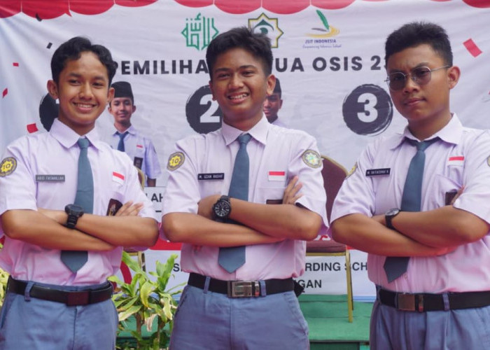 3 Kandidat Ketua OSIS SMAIT Assalaam Boarding School Pekalongan Adu Konsep