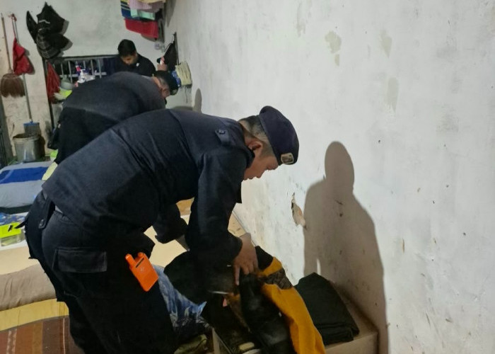 Razia Rutin Blok Hunian, Lapas Pekalongan Perkuat Deteksi Dini Gangguan Keamanan, Petugas Temukan Barang Ini