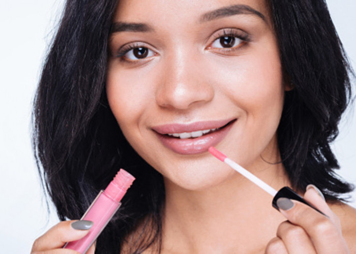 4 Lip Serum Murah dan Bagus untuk Bibir Hitam yang Kering