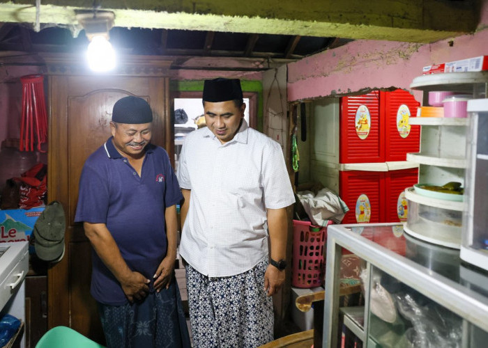 Hidup Berkelindan dengan Rob, Warga Demak Ini Bisa Bernapas Lega Usai Disambangi Taj Yasin