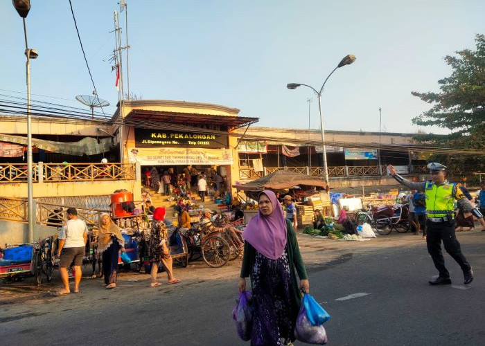 Kondisi Pasar Kajen Kabupaten Pekalongan Membahayakan, Tingkat Kerusakan Parah