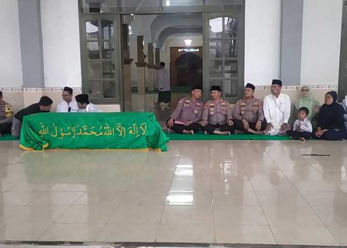 Anggota DPRD Fatkhiana Dewi Dampingi Pemulangan Jenazah Warga Kedungwuni dari Lamongan