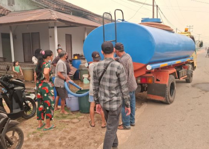 Karhutla Meluas, Warga Ketapang Krisis Air Bersih: YLNH-MPK Turun Langsung Bantu Masyarakat