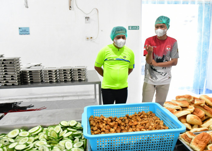 Plt Bupati Pekalongan Sukirman Tinjau Layanan Gizi di Desa Nyamok, Pastikan Program Berjalan Optimal