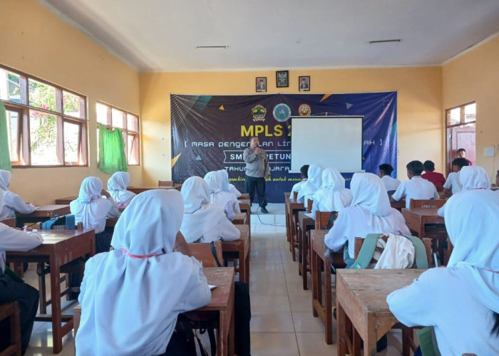 MPLS SMAN Petungkriyono Pekalongan, Kapolsek Petungkriyono Sosialisasikan Bahaya Narkoba