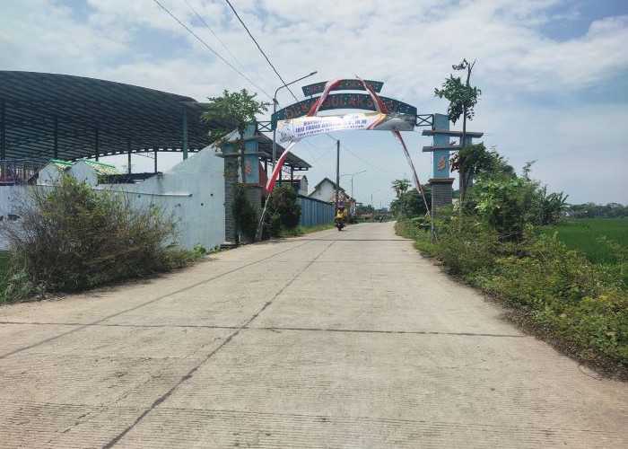 Warga Desa Bulaksari Kabupaten Pekalongan Menikmati Akses Jalan Bagus