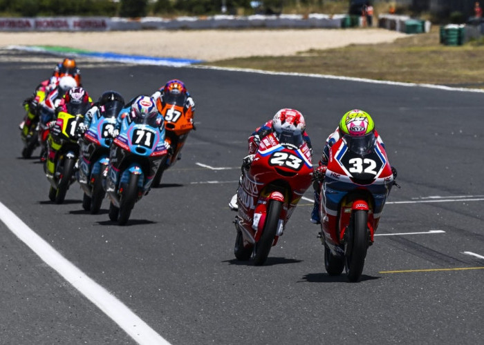 Indonesia Raya Berkumandang di Portugal, M Kiandra Ramadhipa Juara di Moto3 Junior World Championship 2026