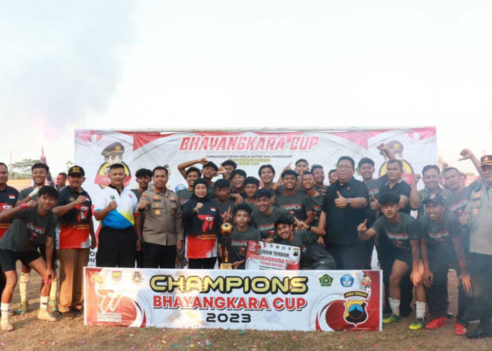 SMA Negeri 1 Bawang Sabet Juara I Turnamen Sepakbola Pelajar Bhayangkara Cup Tingkat Polres Batang
