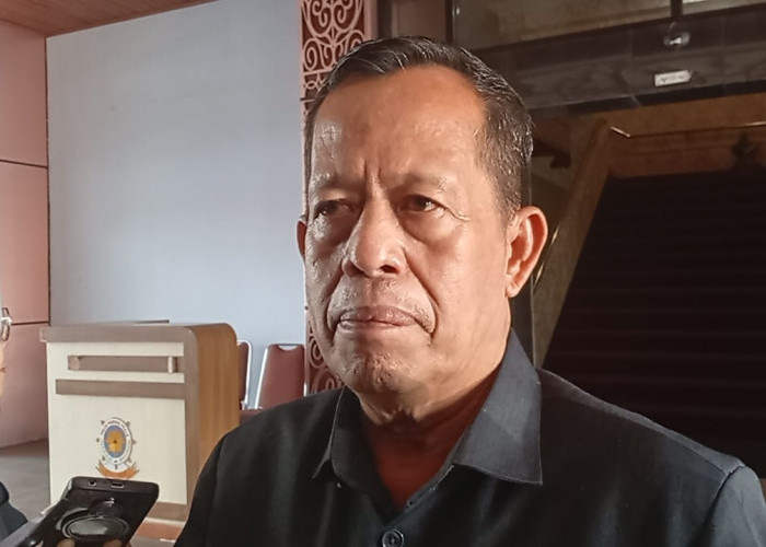 Fenomena Angkringan Tobrut Disorot, Ketua DPRD Abdul Munir Tekankan Kesopanan dan Ketertiban