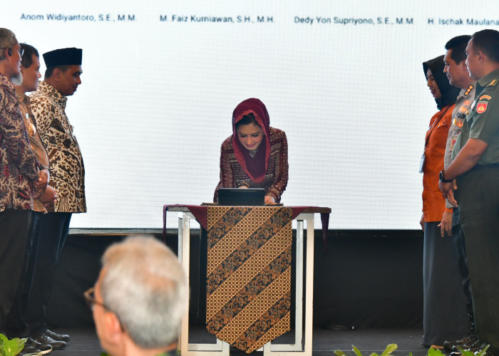 Bupati Pekalongan Fadia Arafiq Ikuti Penandatanganan Komitmen Ketahanan Pangan Jawa Tengah 2026