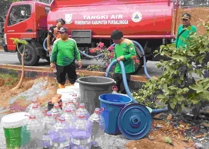 Dipersiapkan Sejak Mei, 33.060.300 Liter Air Bersih Telah Disalurkan di Wilayah Terdampak Kekeringan di Jateng