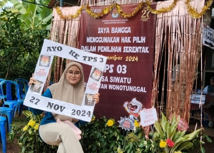 Tingkatkan Partisipasi Pemilih, KPPS di Batang Adu Kreativitas Hias TPS Hingga Hadirkan Photobooth