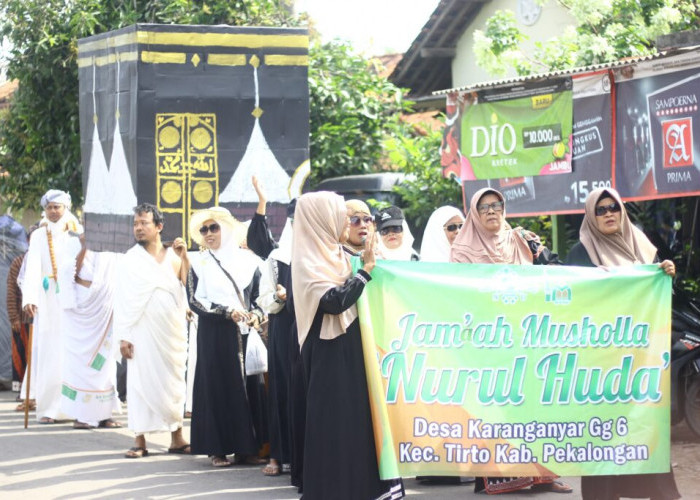 Kirab Budaya Nusantara Meriahkan Persemian Masjid Jami' Karanganyar Tirto