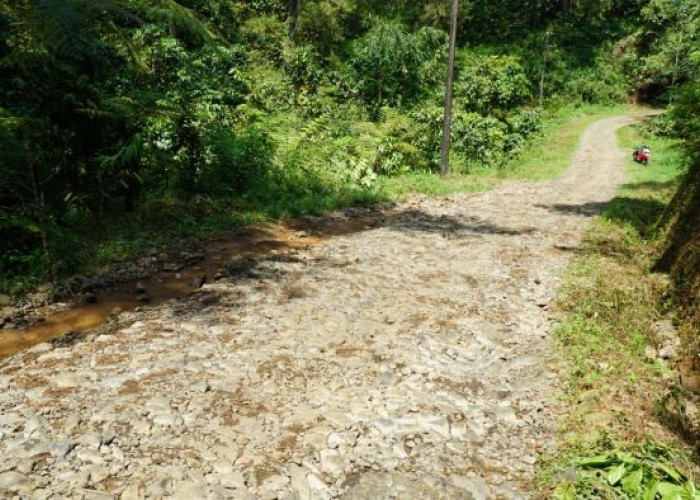 5 Tahun Jalan Bedagung Rusak Parah, Digarap dengan Program TMMD Sengkuyung IV Kodim Pekalongan