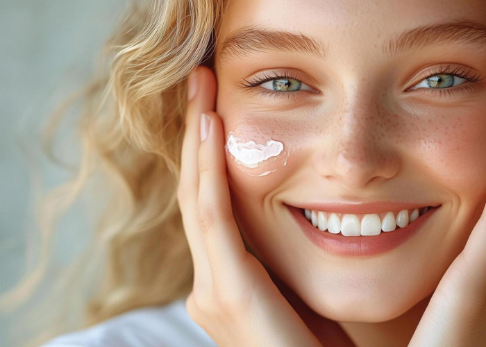 4 Sunscreen Terbaik untuk Flek Hitam Usia 35 Tahun Agar Awet Muda