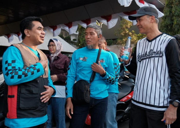 Lepas Rombongan Touring Gayeng, Ganjar Minta Peserta Beri Contoh Tertib Lalu Lintas