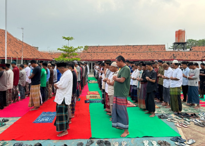 Kemarau Melanda, Warga Binaan Lapas Pekalongan Gelar Salat Istisqa dan Doa Bersama Minta Turun Hujan