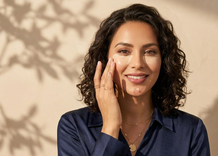 4 Merk Makeup yang Bisa Menutupi Ketidaksempuraan Kulit, Bye Kusam dan Noda Hitam!