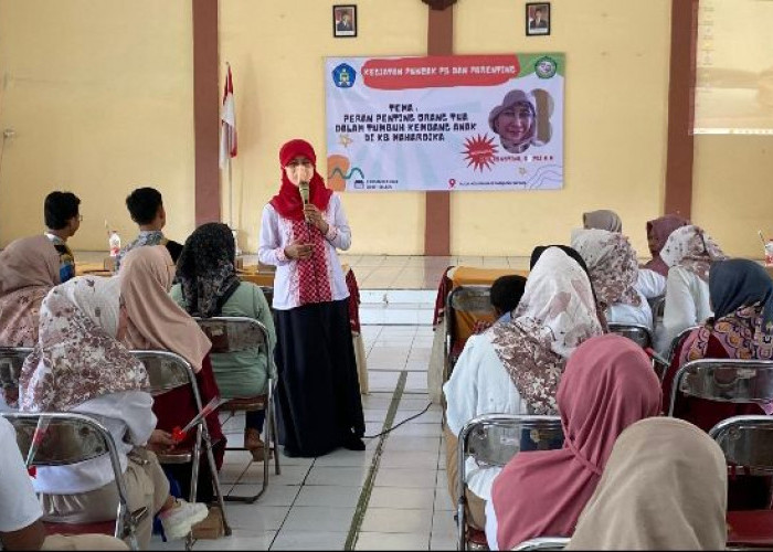 Gelar Parenting, KB Mahardika Dorong Orang Tua Bentuk Karakter Anak melalui Pengasuhan Keluarga   