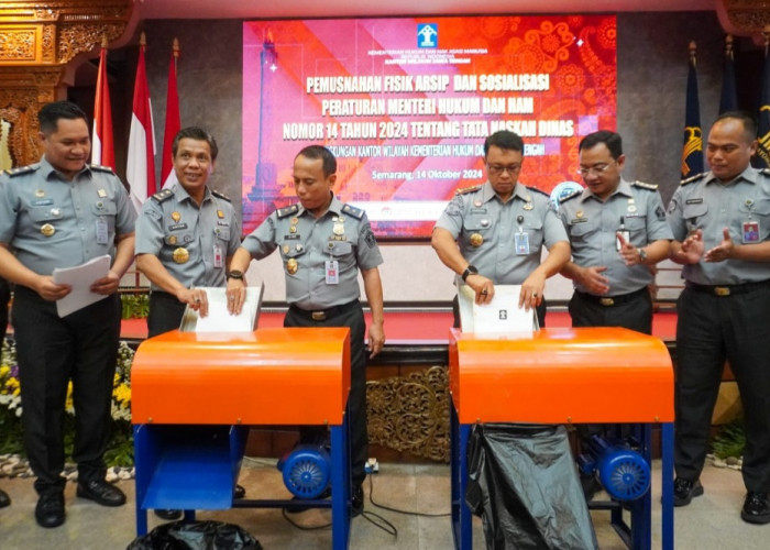 Kemenkumham Jateng Musnahkan Fisik Arsip dan Sosialisasikan Permenkumham Tata Naskah Dinas