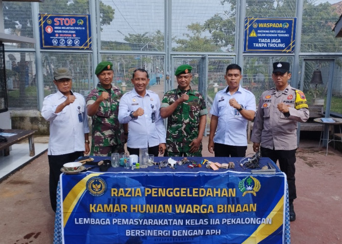Zero Halinar: Lapas Pekalongan Gelar Razia Gabungan bareng APH, Sita Barang Terlarang dari Blok Hunian