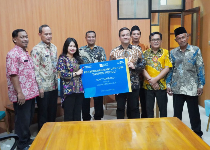 Wujud Kepedulian, Pemkot Pekalongan dan Taspen Salurkan Bantuan Sembako bagi ASN Golongan I dan II