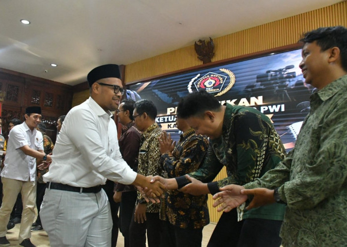 Bupati Batang Ingatkan Insan Pers Jaga Integritas dan Nurani di Era AI