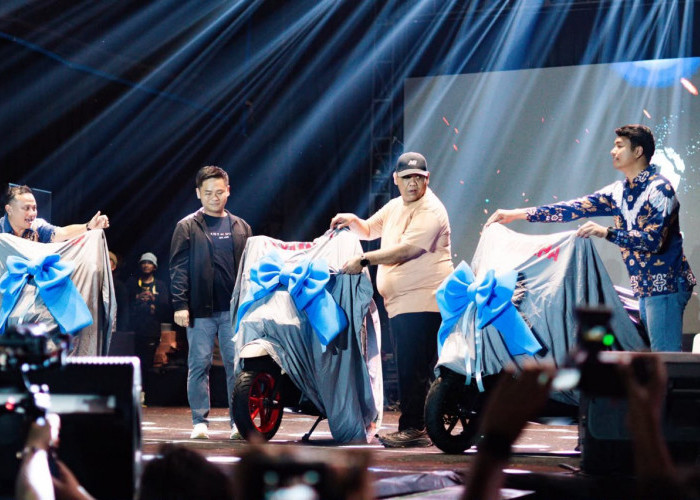 Gelar Launching Bareng Bupati Tegal di Puncak HUT ke-425, Yamaha Gear Ultima Hybrid 125 Disambut Meriah Warga 