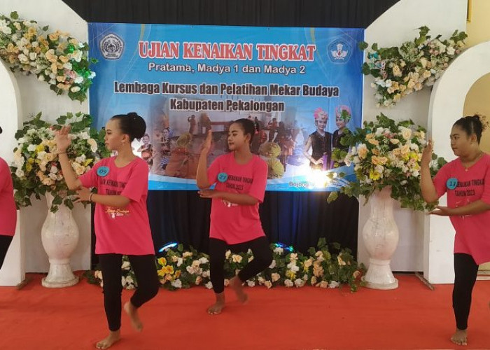 44 Peserta Ikuti Ujian Kenaikan Tingkat di LKP Mekar Budaya Bojong