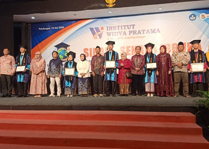 66,9 Persen Wisudawan IWIMA Pekalongan Raih Cumlaude, Siap Kerja hingga Ciptakan Lapangan Usaha