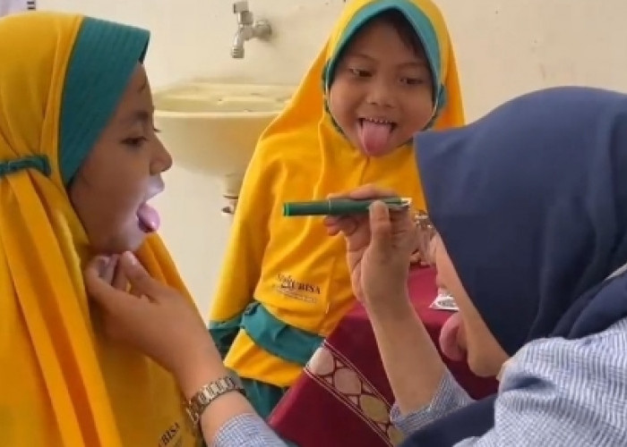 SD Muhammadiyah Bligo 01 Gelar Skrining Kesehatan, Libatkan Dua Dokter Alumni