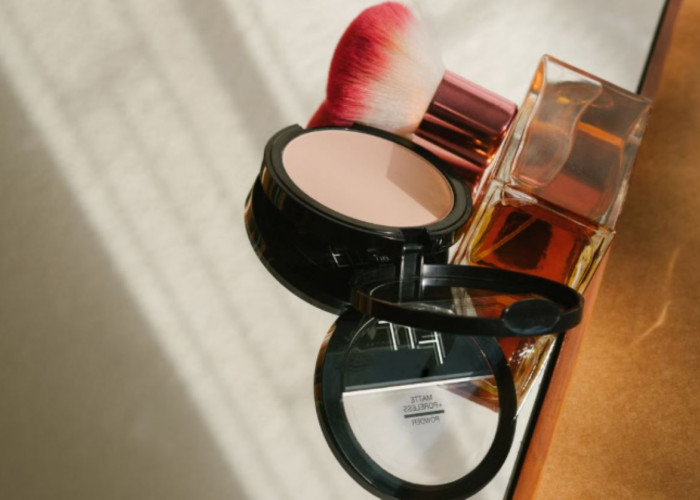 Flawless? 4 Merk Bedak yang Nyaman untuk Makeup Sehari-Hari, Tutupi Noda Hitam