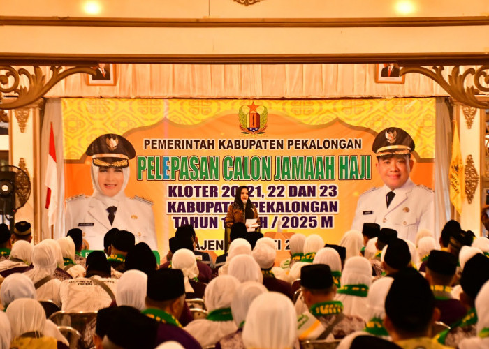 827 Calon Jamaah Haji Kabupaten Pekalongan Resmi Diberangkatkan, Ini Pesan dari Bupati Fadia Arafiq