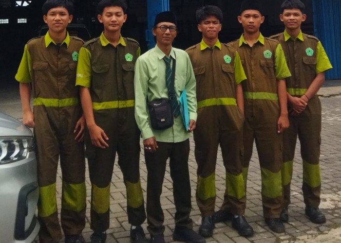 Siswa SMK Ma’arif NU Kajen Jalani Prakerin di Bengkel Carfix Jawa Tengah