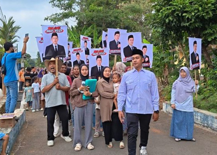 Pendaftaran Pilkades Karanggondang Heboh! Diiringi Massa, Rudi Prawiro Ungkap Gebrakan Besar Jika Terpilih