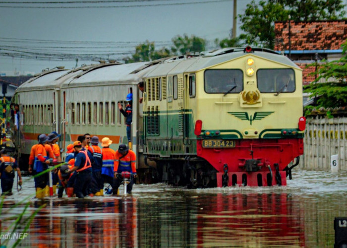 Ini Daftar Kereta Api yang Dibatalkan KAI Akibat Banjir di Pekalongan, Update Senin 19 Januari 2026
