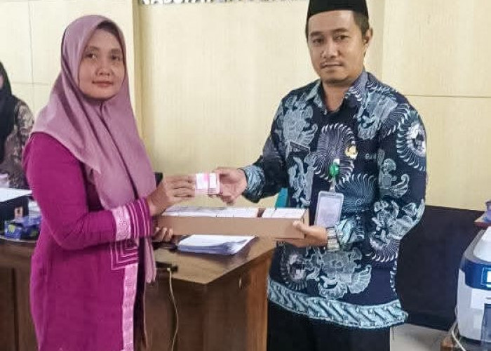 Disdukcapil-Kemenag Kabupaten Pekalongan Salurkan Ribuan KIA Lewat Program Pandu Ceria