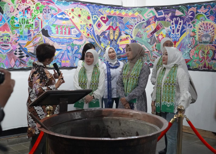 Pelestarian Batik dan Industri Kreatif, Dekranasda Kota Depok Sambangi Pekalongan