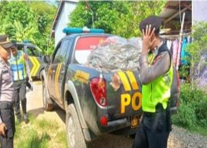 Balon Udara Tersangkut di SUTET Ambokembang, Warga Lapor Call Center Polri 110