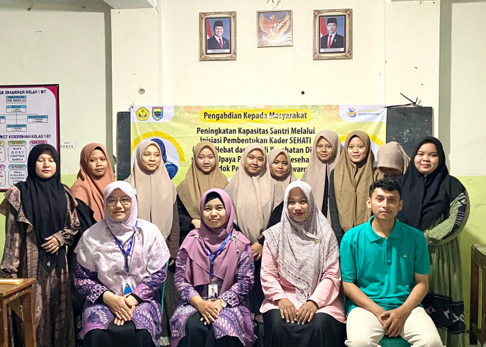  Peduli Kesehatan Santri, FIK Unikal Bentuk Poskestren dan Latih Kader Santri SEHATI di Ponpes Al Munawaroh