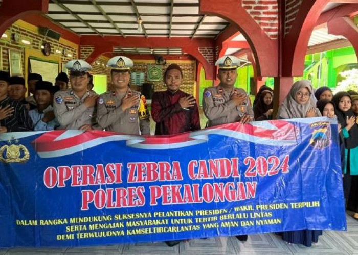 Sosialisasi Operasi Zebra Candi 2024, Satlantas Polres Pekalongan Sambangi Ponpes As-Syifa