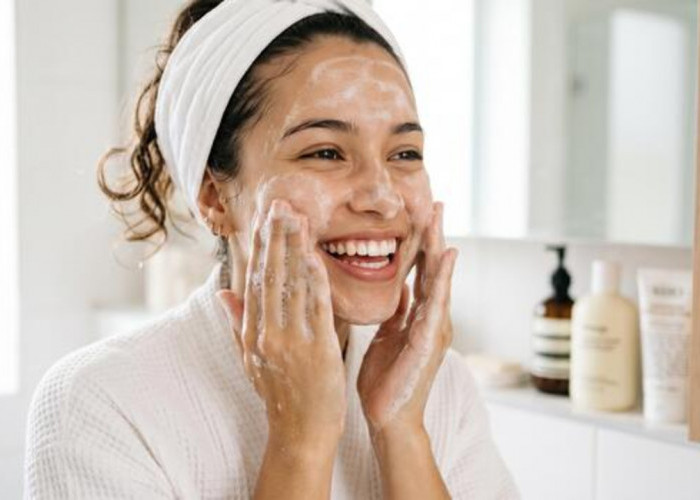Top 4 Merek Sabun Cuci Muka untuk Kulit Berminyak dan Berjerawat