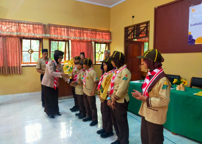 Kwarcab Batang Adu Skill Kepramukaan Lewat Eagle Scout Award