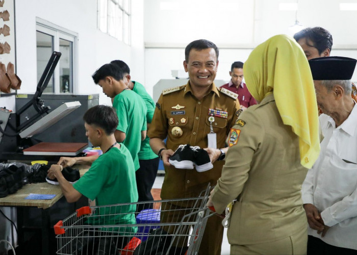 Bermodalkan Semangat, Di Lembaga ini  Warga Miskin Jateng Dilatih Gratis, Diberi Makan, Lalu Disalurkan Kerja